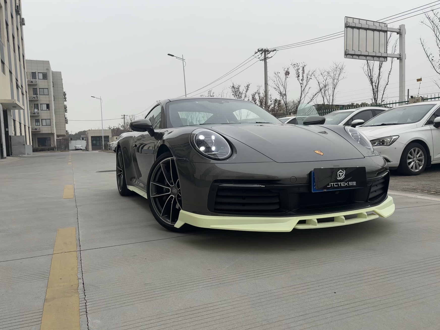 保时捷911碳纤维小包围
